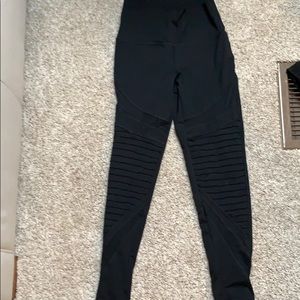 AERIE black leggings
